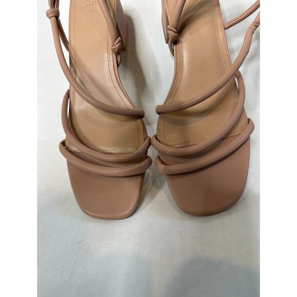 H&M Size US 9 Beige Faux Leather  Square Toe Block Heel Strappy Sandal Vacation - Picture 5 of 8